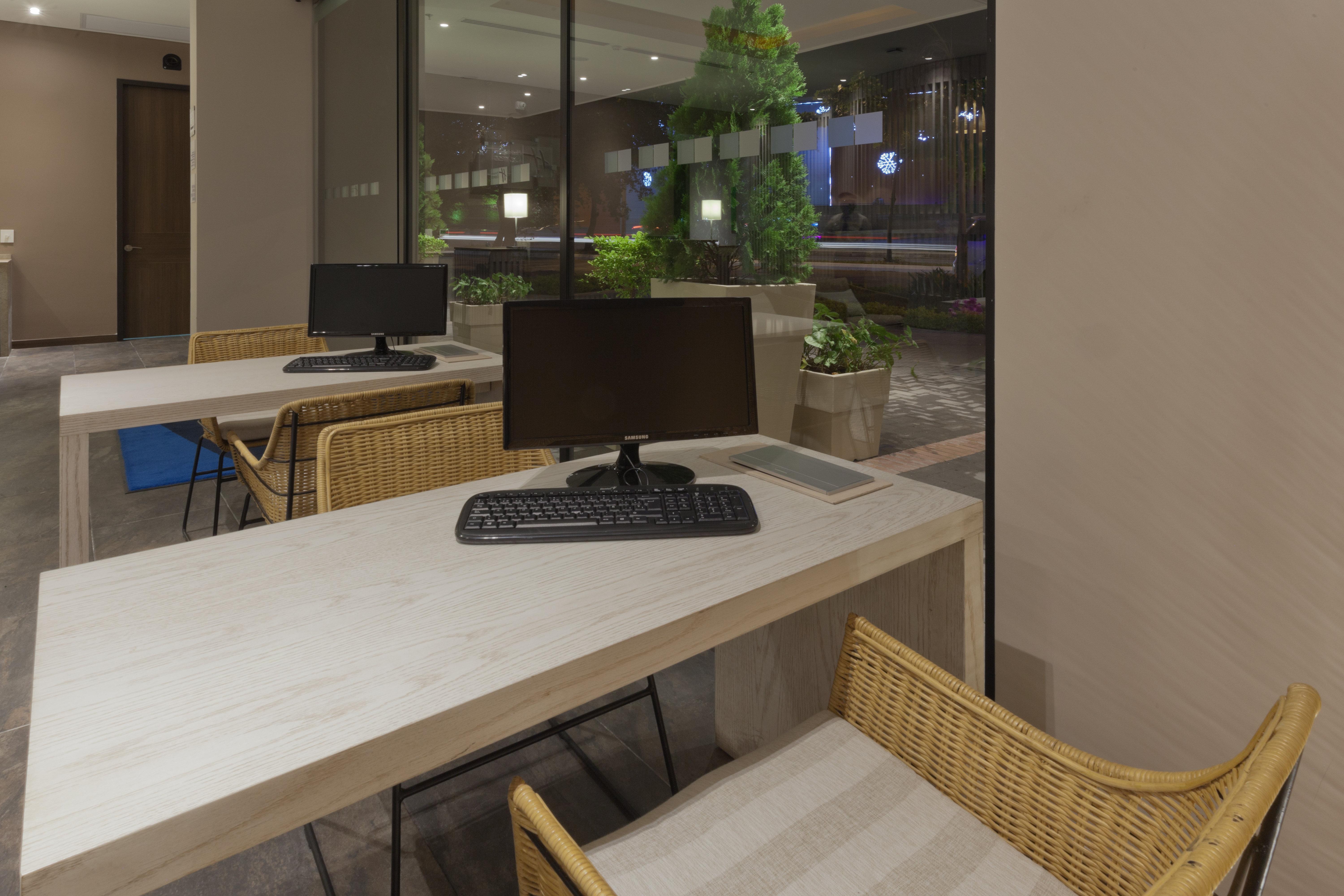 Holiday Inn Express Yopal By Ihg Esterno foto
